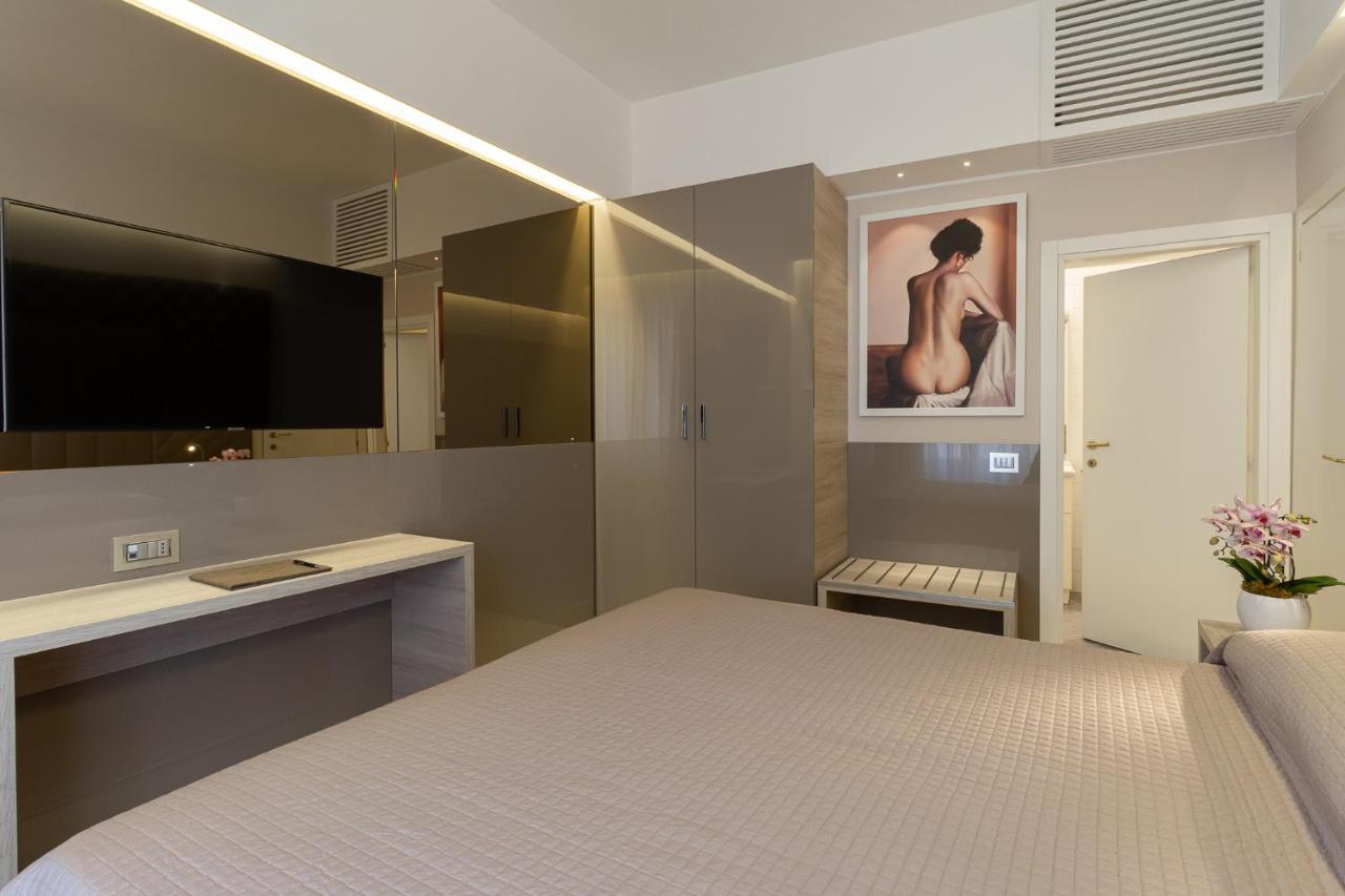 Harry'S Bar Trevi Luxury Apartments - Spagna روما المظهر الخارجي الصورة