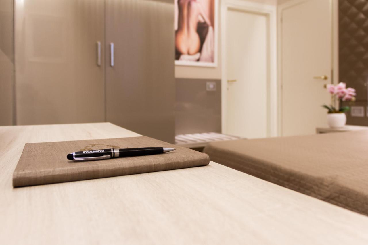 Harry'S Bar Trevi Luxury Apartments - Spagna روما المظهر الخارجي الصورة